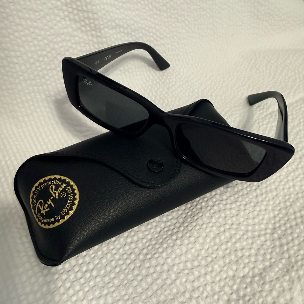 Ray-Ban Black Teru Bio-Based Rectangular Sunglass… - image 7